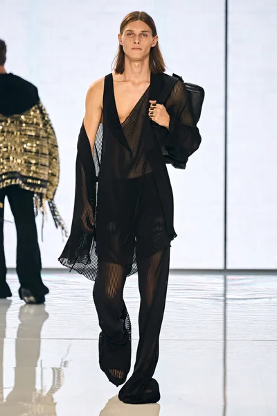 Look 34
